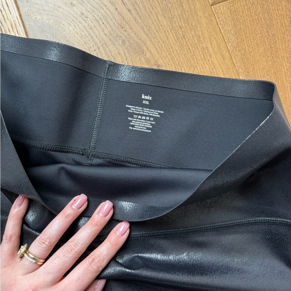 Knix The Birds Papaya Vegan Leather High Rise Leggings - Black - Size XXL - Picture 2 of 4